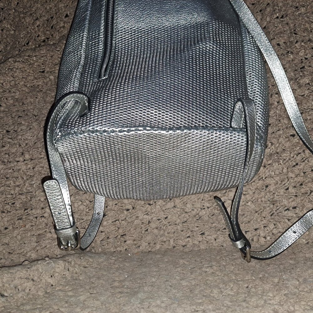 GIANNI CHIARINI-Silver Leather Lined Backpack-Perforated Lower Half-Near Mint - Picture 5 of 6